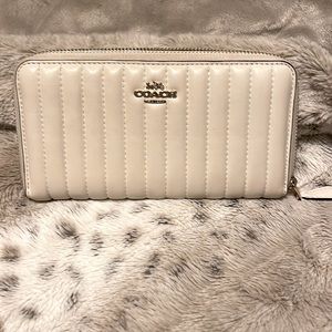 Coach Accordion Zip Wallet with Quilting